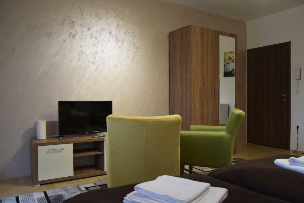Apartmani Maric Novi Pazar Exterior photo