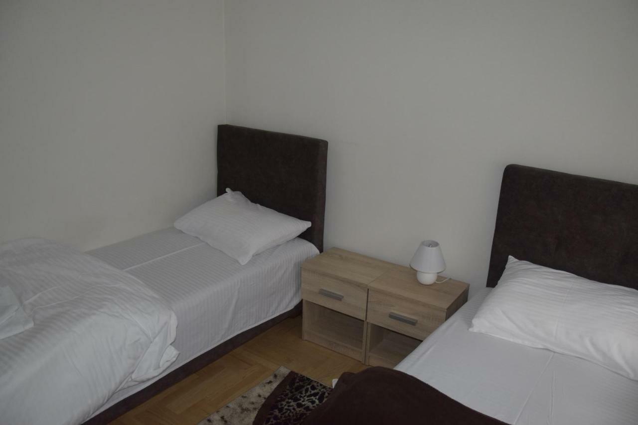 Apartmani Maric Novi Pazar Exterior photo