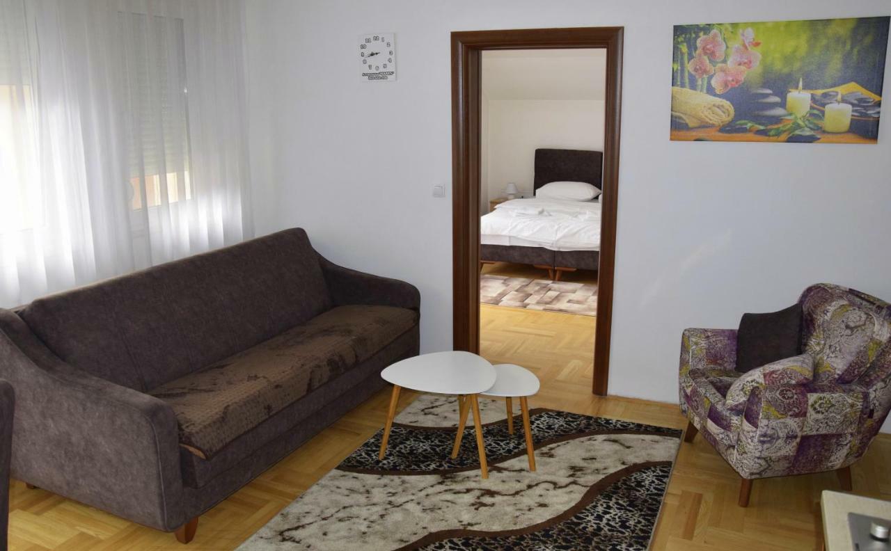 Apartmani Maric Novi Pazar Exterior photo